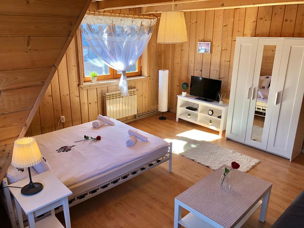 Bukowy Gosciniec Apartamento Poronin Exterior foto